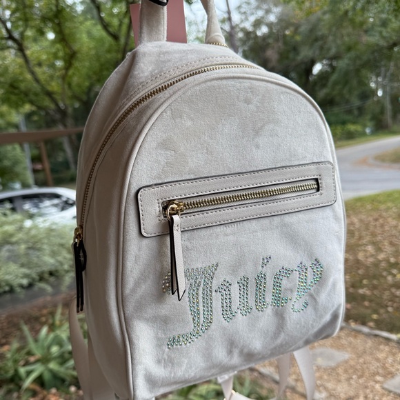 JUICY COUTURE Angel Big Spender Backpack 🆕 - Picture 5 of 10